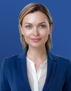 Anna Helfrich